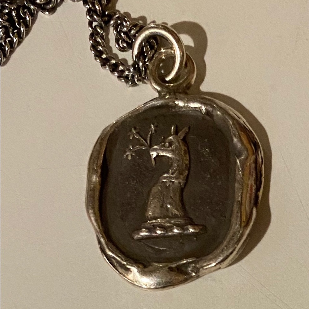 Pyrrha Family First talisman